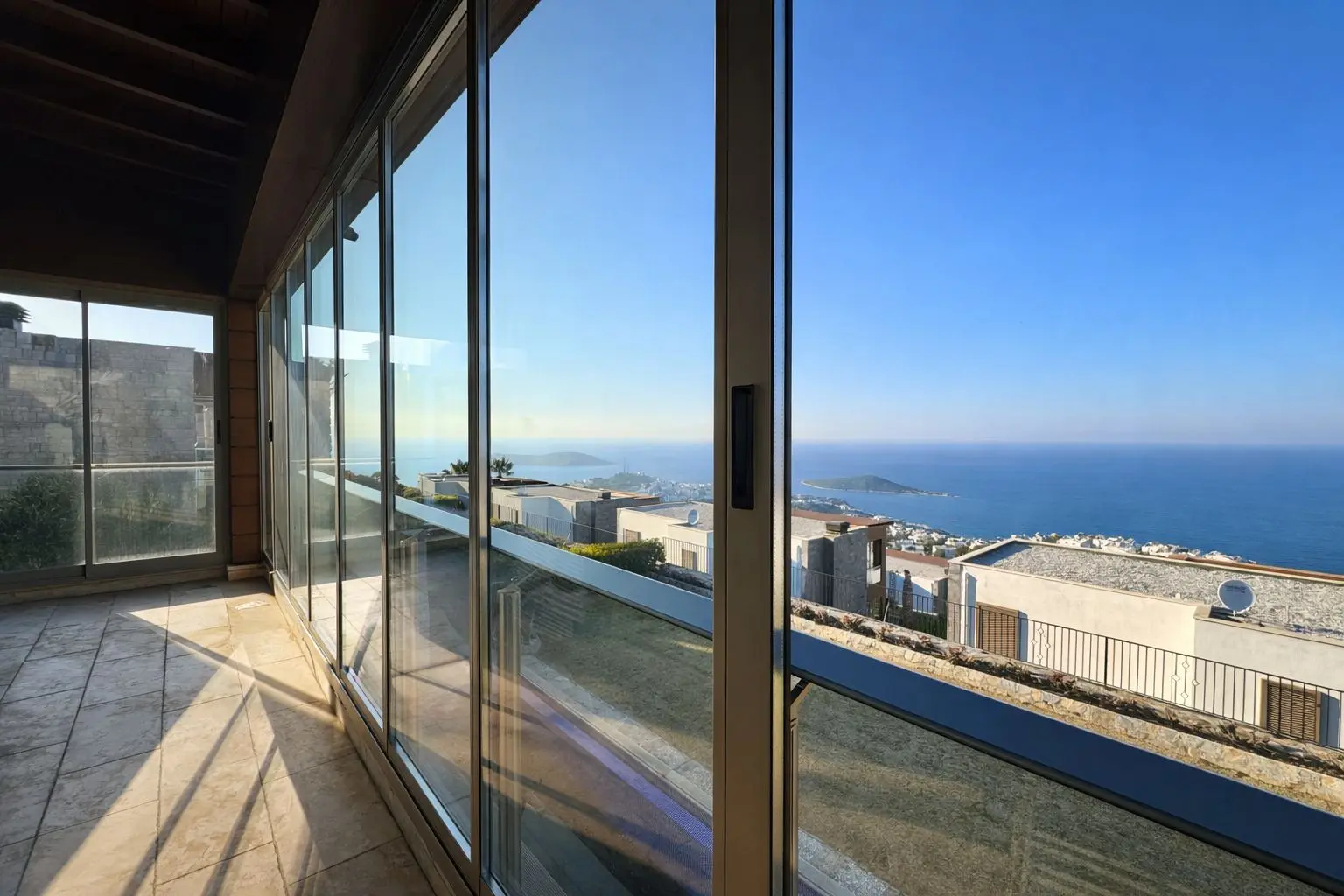 Enclosed terrace